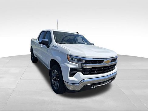 Used 2023 Chevrolet Silverado 1500 LT AWD/4WD image 4