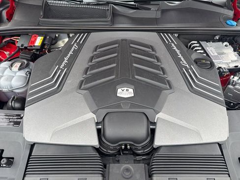 Used 2022 Lamborghini Urus image 39