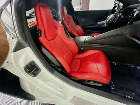 Used 2023 Chevrolet Corvette Z06 RWD image 30