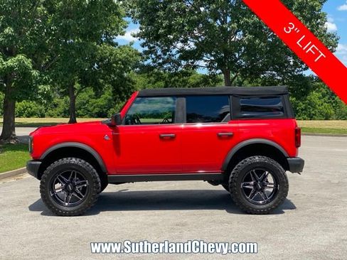 Used 2023 Ford Bronco Black Diamond AWD/4WD image 4