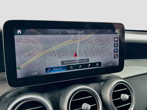 Used 2020 Mercedes-Benz GLC 300 w/ Multimedia Package image 13
