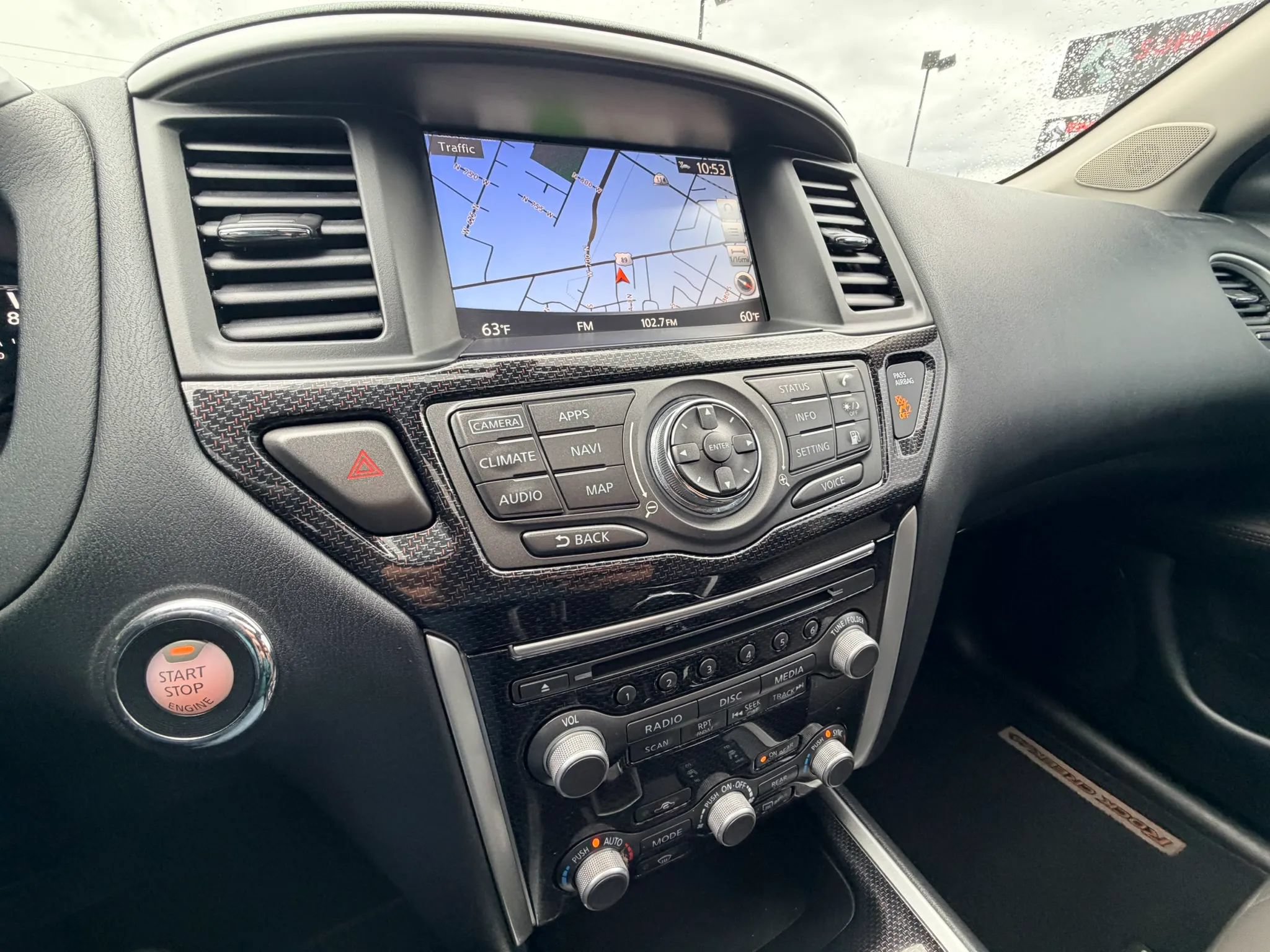 Used 2020 Nissan Pathfinder SL AWD/4WD image 16