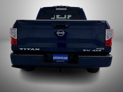 Used 2023 Nissan Titan SV w/ SV Convenience Package AWD/4WD image 6