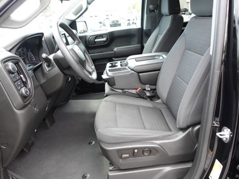 Used 2023 Chevrolet Silverado 1500 Custom AWD/4WD image 18