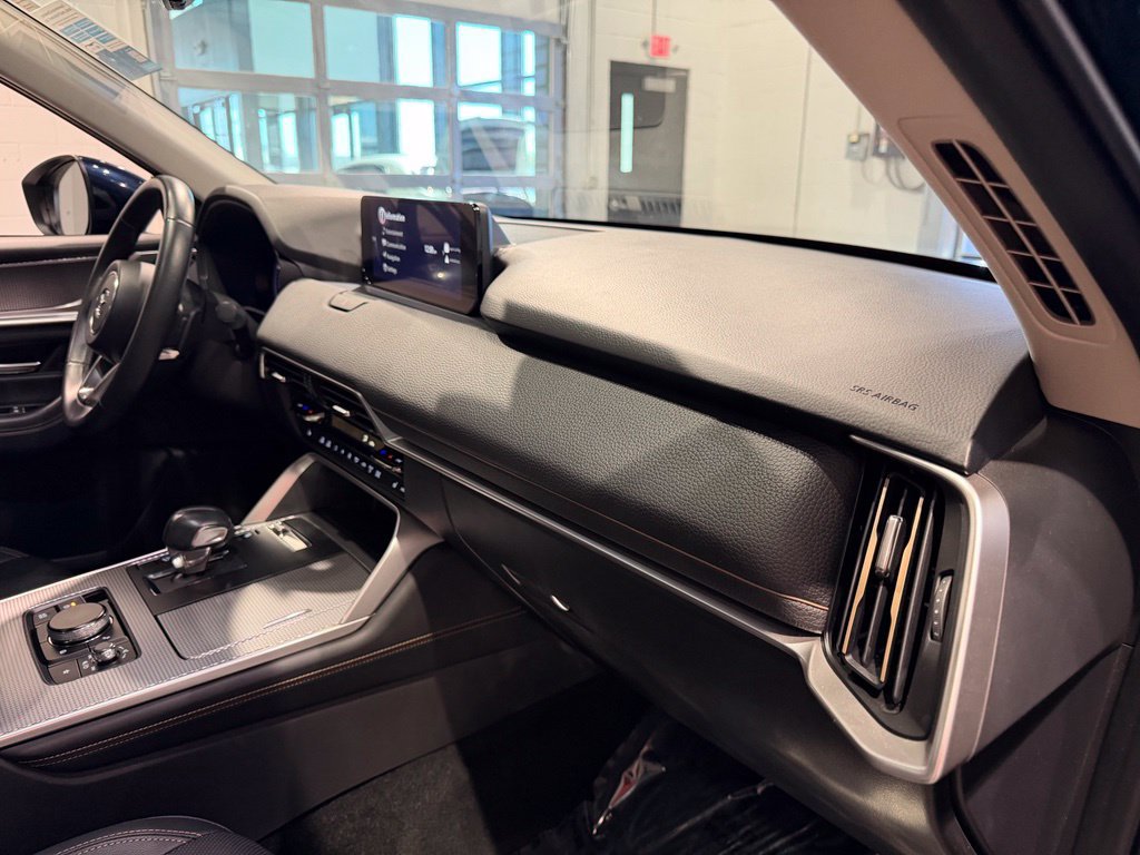 Used 2024 MAZDA CX-90 Plug-In Hybrid w/ Premium Pkg AWD/4WD image 51
