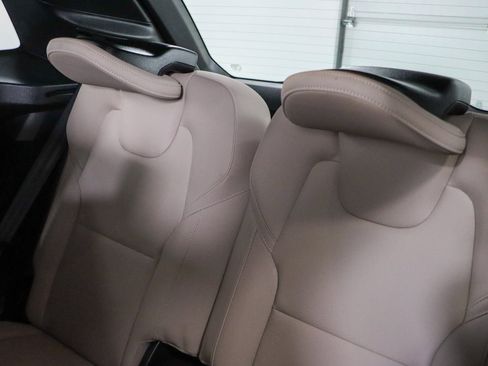 Used 2025 Volvo XC90 B6 Plus AWD/4WD image 26
