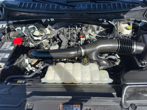 Used 2025 Ford Expedition Platinum AWD/4WD image 31