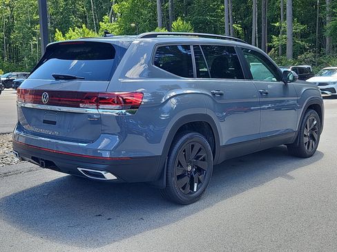New 2026 Volkswagen Atlas SE AWD/4WD image 2