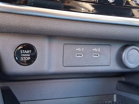 Certified 2025 Nissan Rogue S image 23