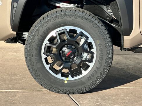 New 2026 Toyota Tacoma TRD Off-Road image 34