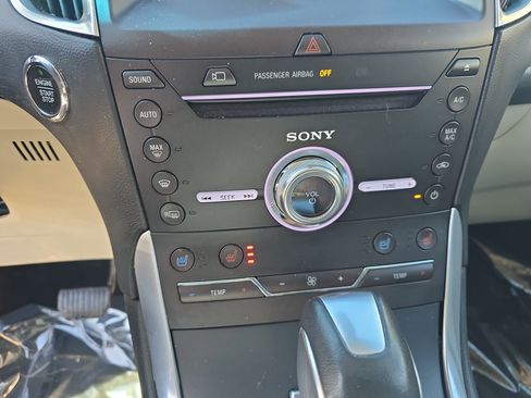 Used 2018 Ford Edge Titanium w/ Equipment Group 302A image 23