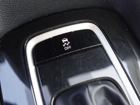 Certified 2022 Toyota Corolla LE w/ Carpet Mat Package (TMS) FWD image 26