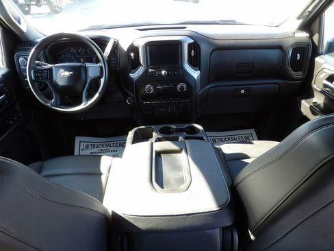 Used 2024 Chevrolet Silverado 2500 W/T w/ WT Convenience Package image 35