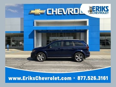 Used 2017 Dodge Journey Crossroad image 1