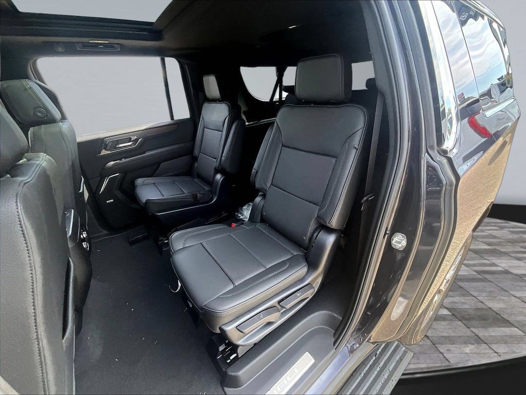 New 2026 GMC Yukon XL Denali w/ Sun & Power Step Package AWD/4WD image 29
