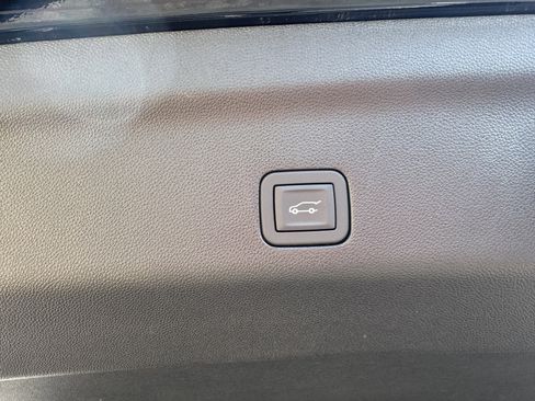 New 2026 GMC Yukon AT4 Ultimate image 7