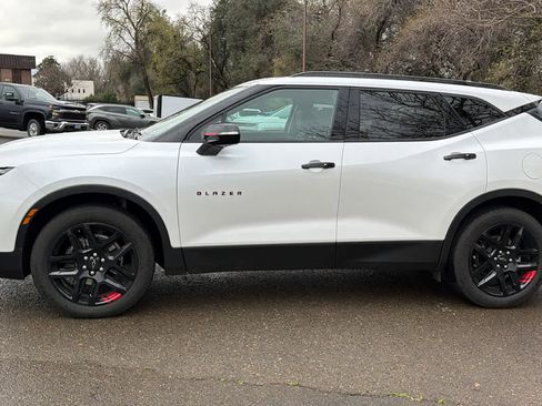 Used 2024 Chevrolet Blazer LT w/ Redline Edition image 8