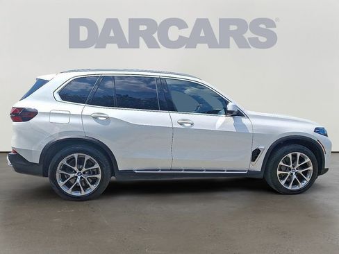 Used 2025 BMW X5 xDrive50e w/ Climate Comfort Package image 7