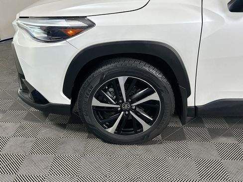 Used 2023 Toyota Corolla Cross AWD Hybrid w/ Convenience Package image 11