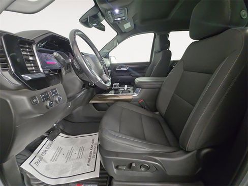 Certified 2023 Chevrolet Silverado 1500 LT Trail Boss w/ LPO, Dark Essentials Package image 9