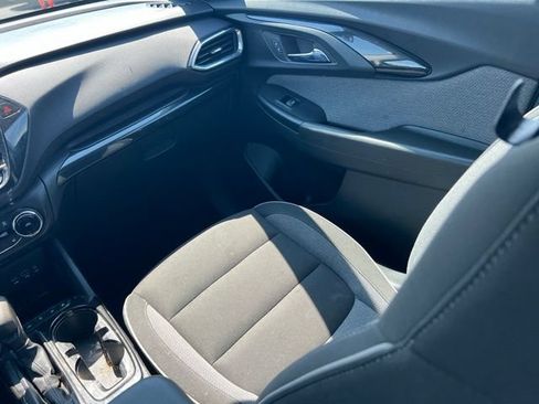 Used 2023 Chevrolet TrailBlazer LT w/ Convenience Package FWD image 15
