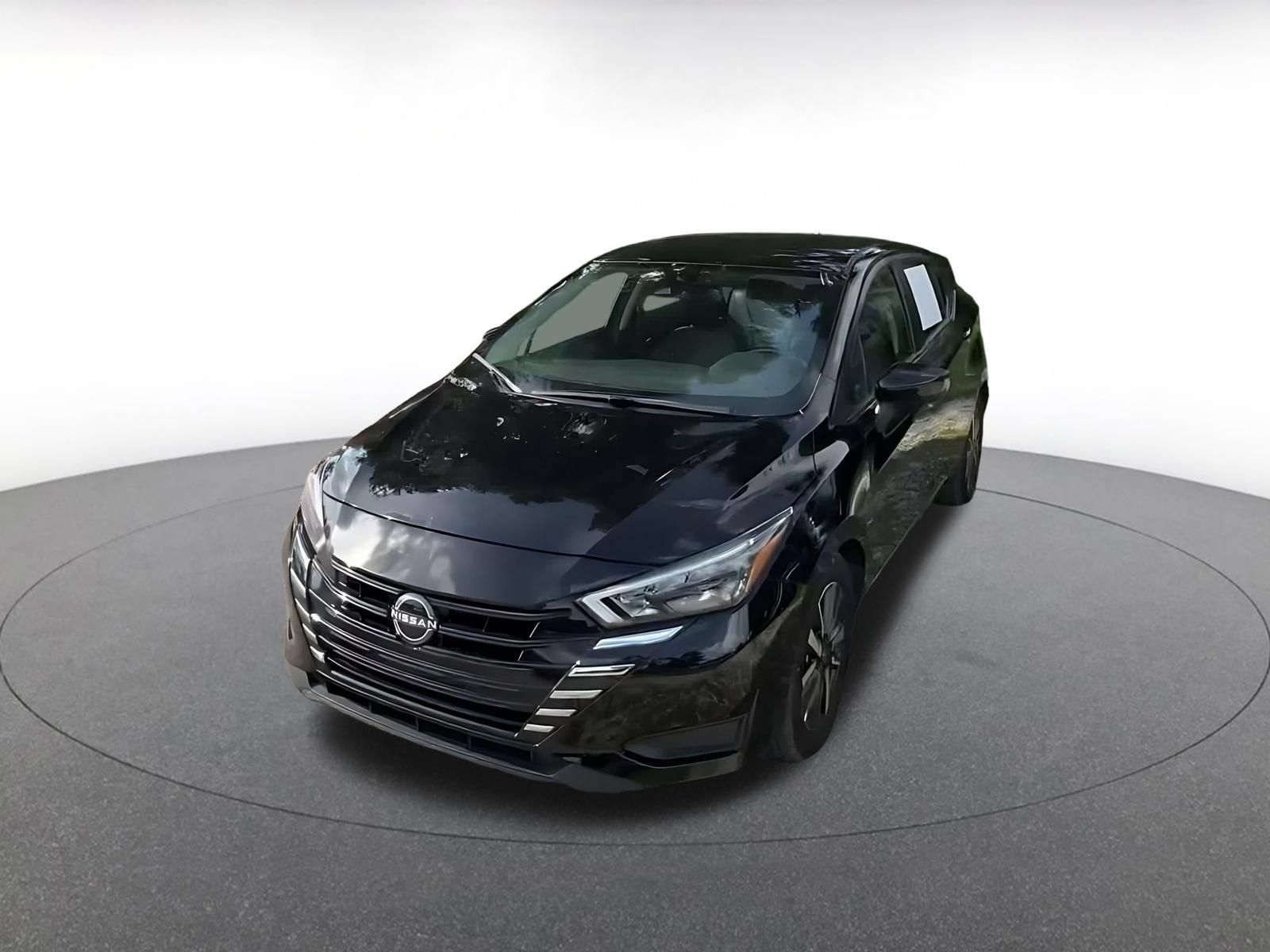 Used 2025 Nissan Versa SV FWD image 6