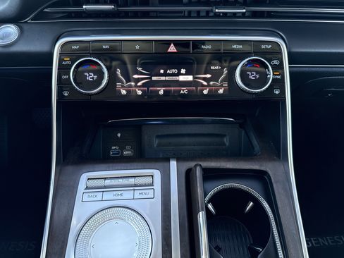 Used 2021 Genesis GV80 3.5T Advanced + w/ Advanced Package 06 image 32