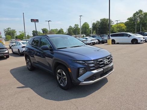 Certified 2025 Hyundai Tucson SEL AWD/4WD image 4