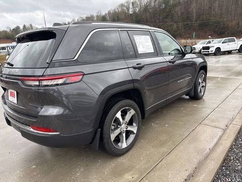 Used 2023 Jeep Grand Cherokee 4WD 4xe w/ Luxury Tech Group II image 6