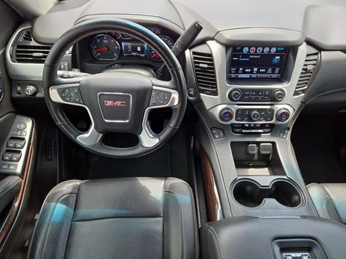 Used 2017 GMC Yukon SLT w/ Open Road Package AWD/4WD image 14
