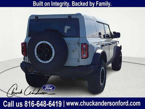New 2025 Ford Bronco Badlands w/ Sasquatch Package AWD/4WD image 8