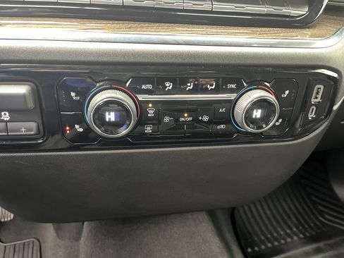 Certified 2024 Chevrolet Silverado 1500 RST image 23