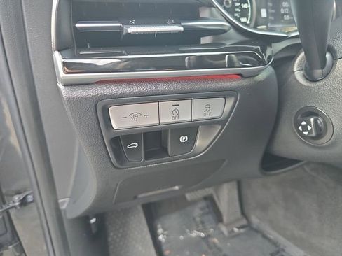 Used 2023 Genesis G80 2.5T image 20