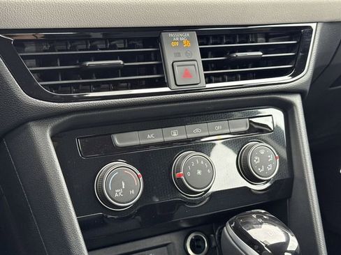 New 2026 Volkswagen Taos S FWD image 19