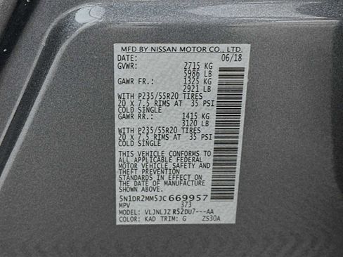 Used 2018 Nissan Pathfinder Platinum image 32