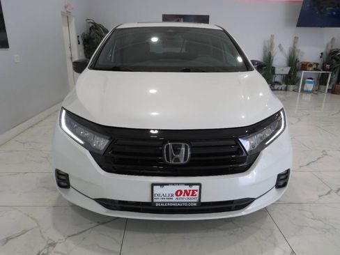 Used 2023 Honda Odyssey Sport image 8