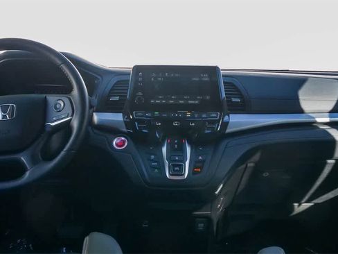 Used 2024 Honda Odyssey EX-L image 12