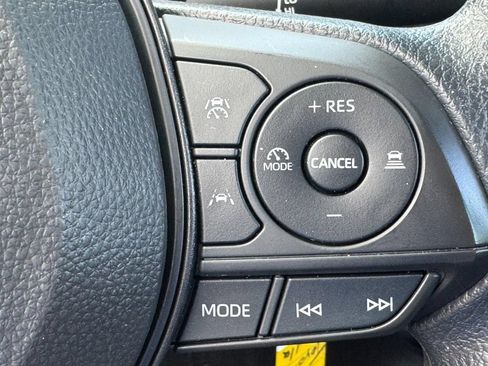 Used 2024 Toyota Corolla LE FWD image 25