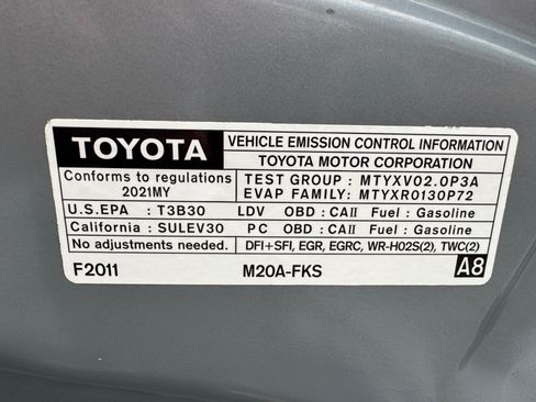 Used 2021 Toyota Corolla SE w/ Carpet Mat Package (TMS) FWD image 23