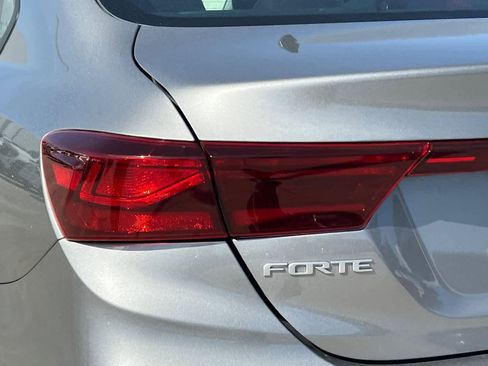 Used 2023 Kia Forte LXS image 15