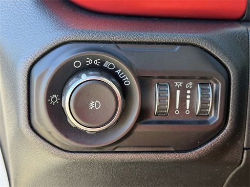 Used 2018 Jeep Wrangler Unlimited Rubicon image 20