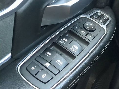 Used 2024 RAM 2500 Big Horn w/ Night Edition image 23