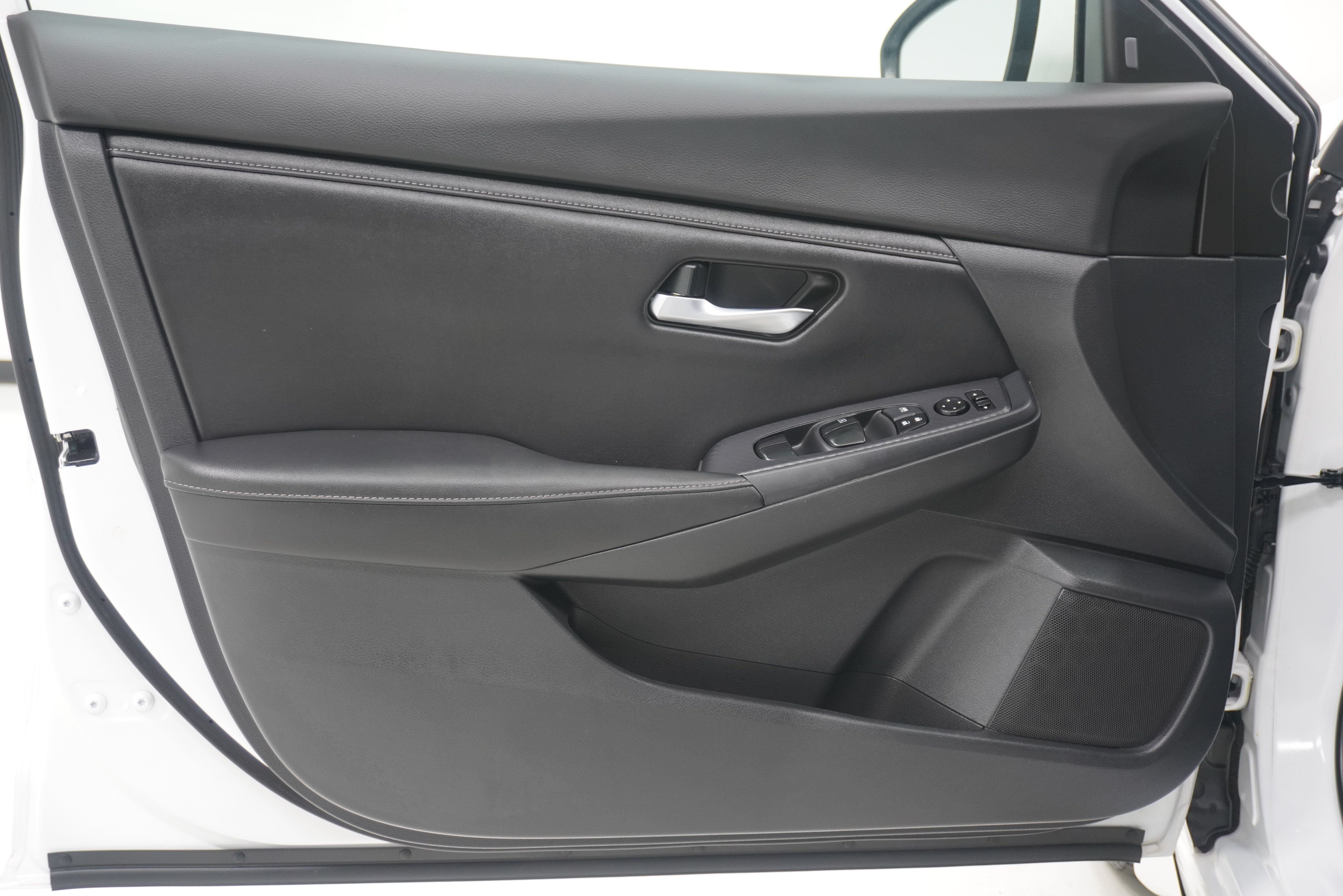Used 2021 Nissan Sentra SV FWD image 14