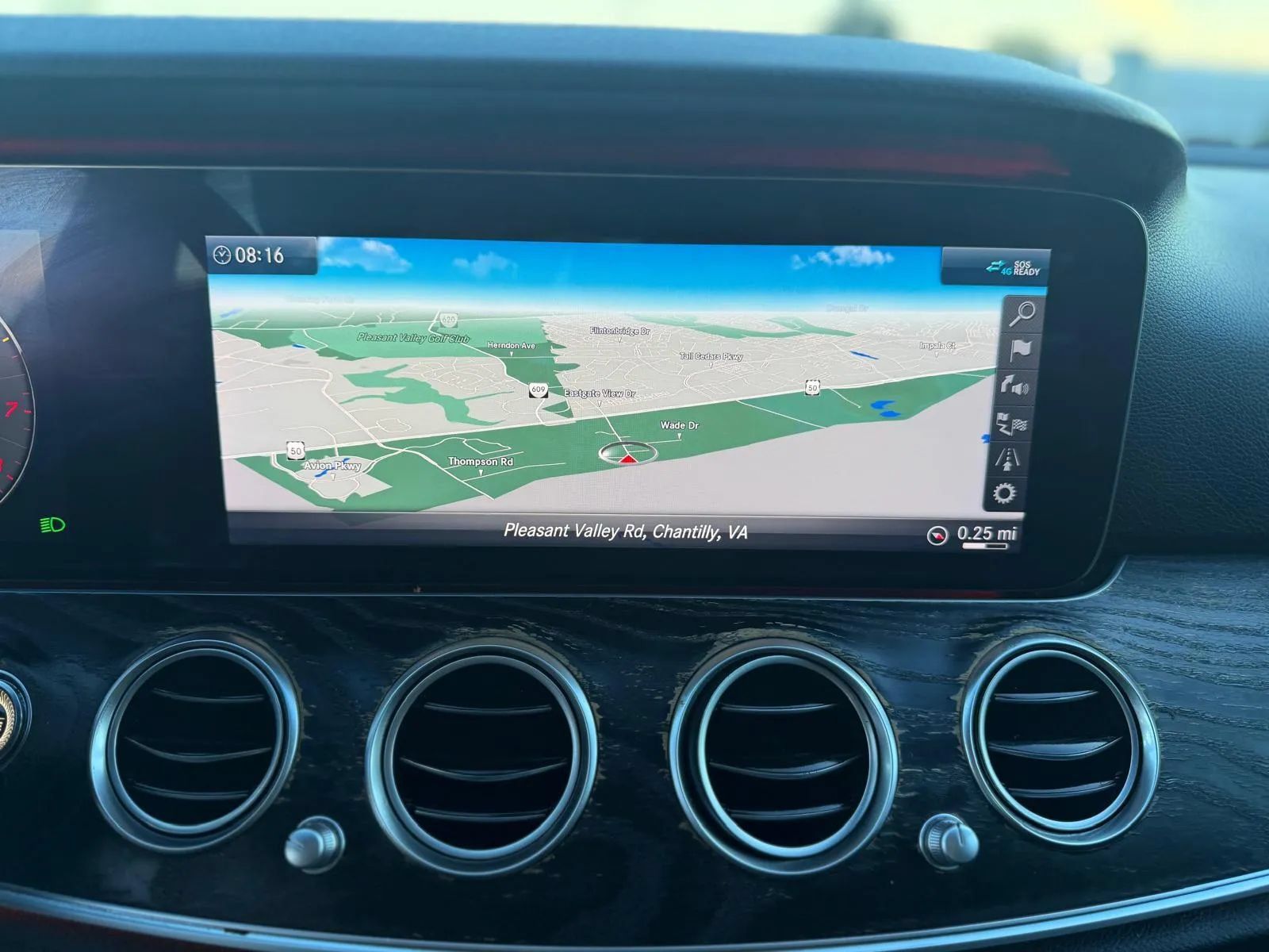 Used 2019 Mercedes-Benz E 300 4MATIC w/ Premium 1 Package image 25