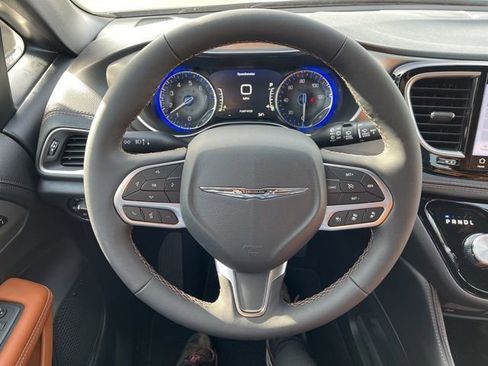 New 2026 Chrysler Pacifica Pinnacle w/ Trailer Tow Group image 11