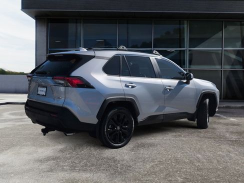 Used 2024 Toyota RAV4 XLE Premium image 4