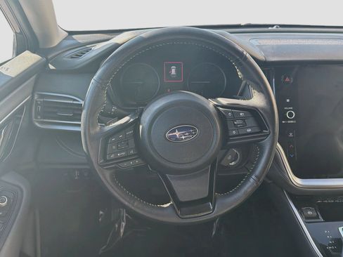 Used 2025 Subaru Outback Onyx Edition AWD/4WD image 17