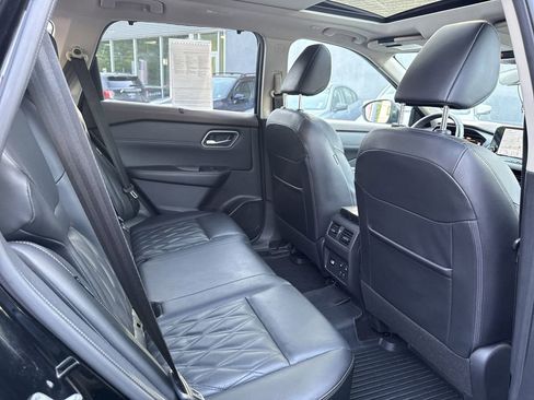 Used 2023 Nissan Rogue Platinum w/ Platinum Premium Package AWD/4WD image 37