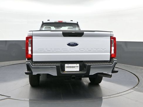New 2026 Ford F250 XL w/ XL Chrome Package RWD image 8