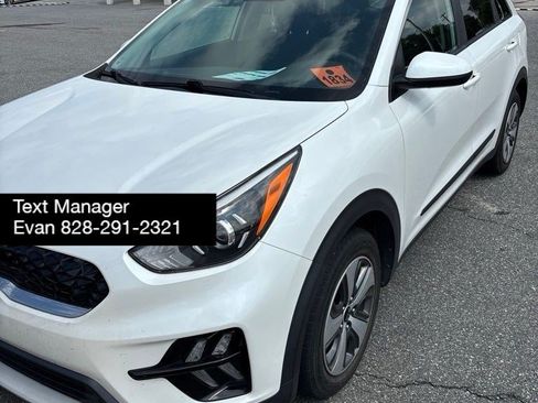Used 2020 Kia Niro LX FWD image 1
